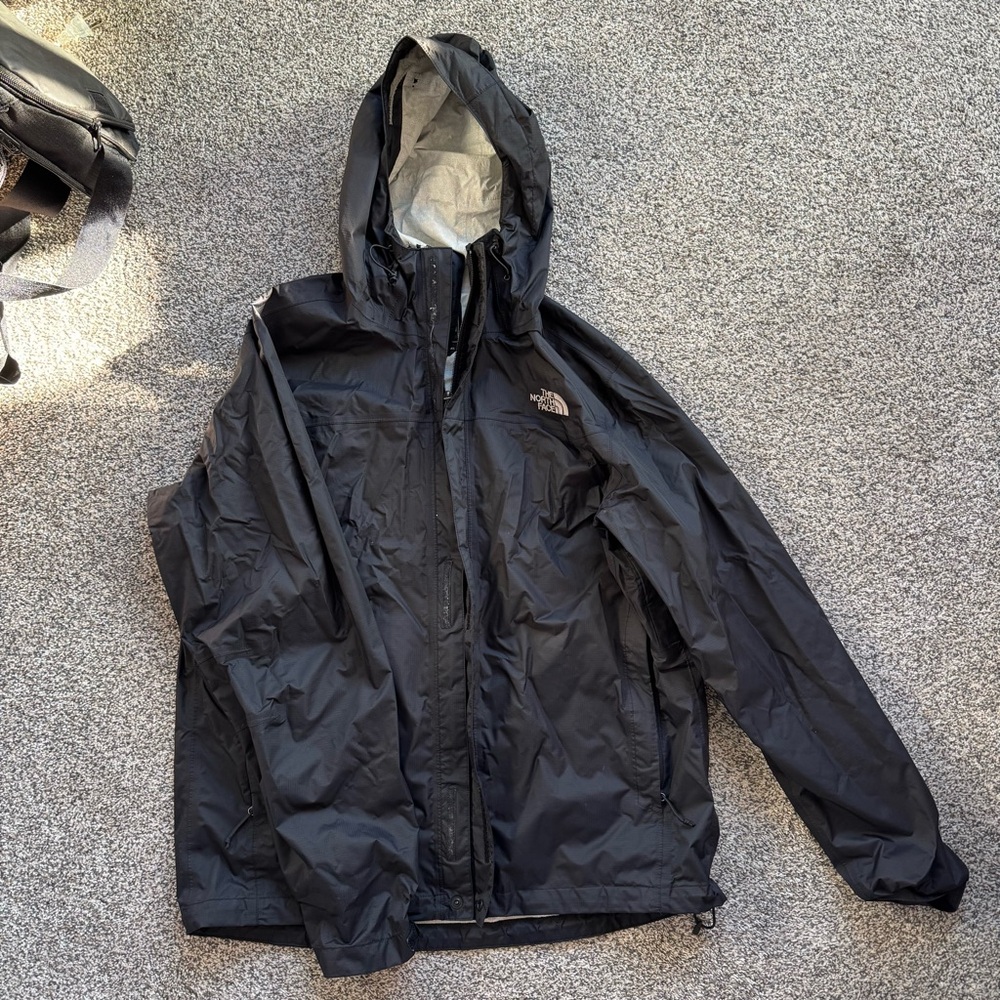 The North Face Men's Black Jacket rain shell